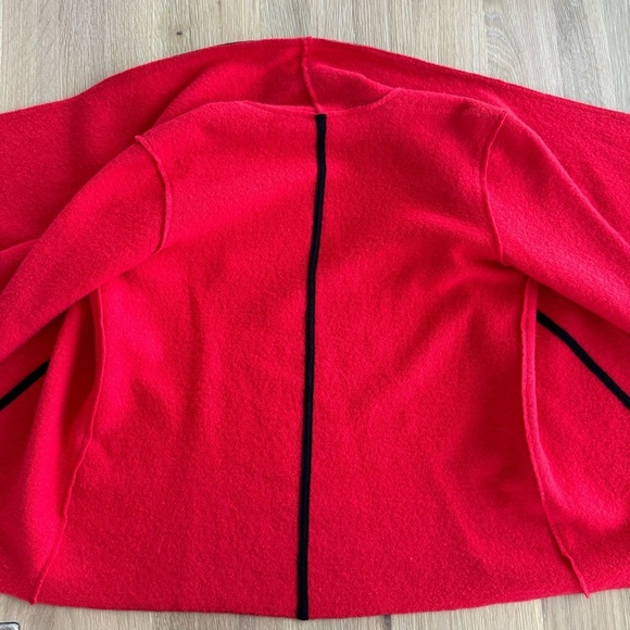 Chico’s Women’s Trimmed Traci Drape-front Cardigan Solid Red Wool Size 2 Sweater - Picture 5 of 12